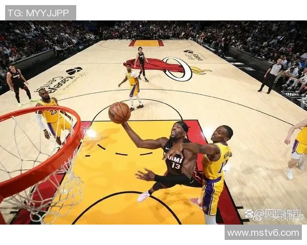 湖人对阵热火精彩全场录像回顾11月9日比赛亮点与分析 湖人对阵热火精彩全场录像回顾11月9日比赛亮点与分析