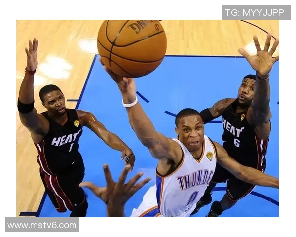 热火与雷霆总决赛第五场精彩回放全程回顾与精彩瞬间分析 热火与雷霆总决赛第五场精彩回放全程回顾与精彩瞬间分析