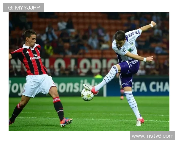 比甲安德莱赫特迎战欧本全力争胜展现球队实力与斗志